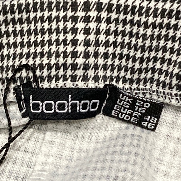 Houndstooth print a-line / skater skirt with suspender straps Size 16 - Picture 2 of 3